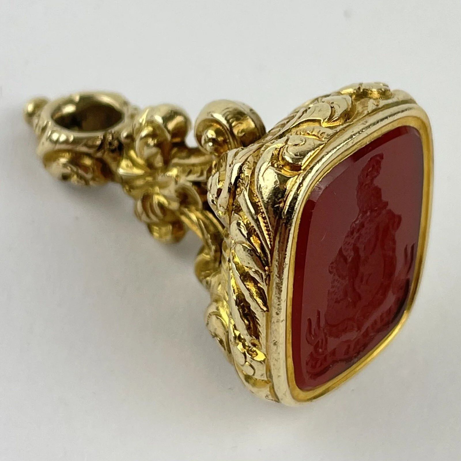 Antique 14ct Yellow Gold Tested Fob Seal Armorial Shield Intaglio 3.3cm 16g