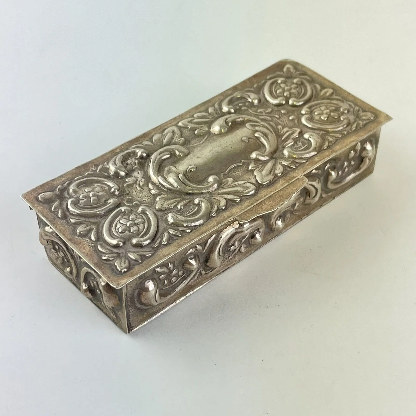 Antique Spanish Solid Silver Embossed Rococo Style Trinket Box C1900 8.7cm