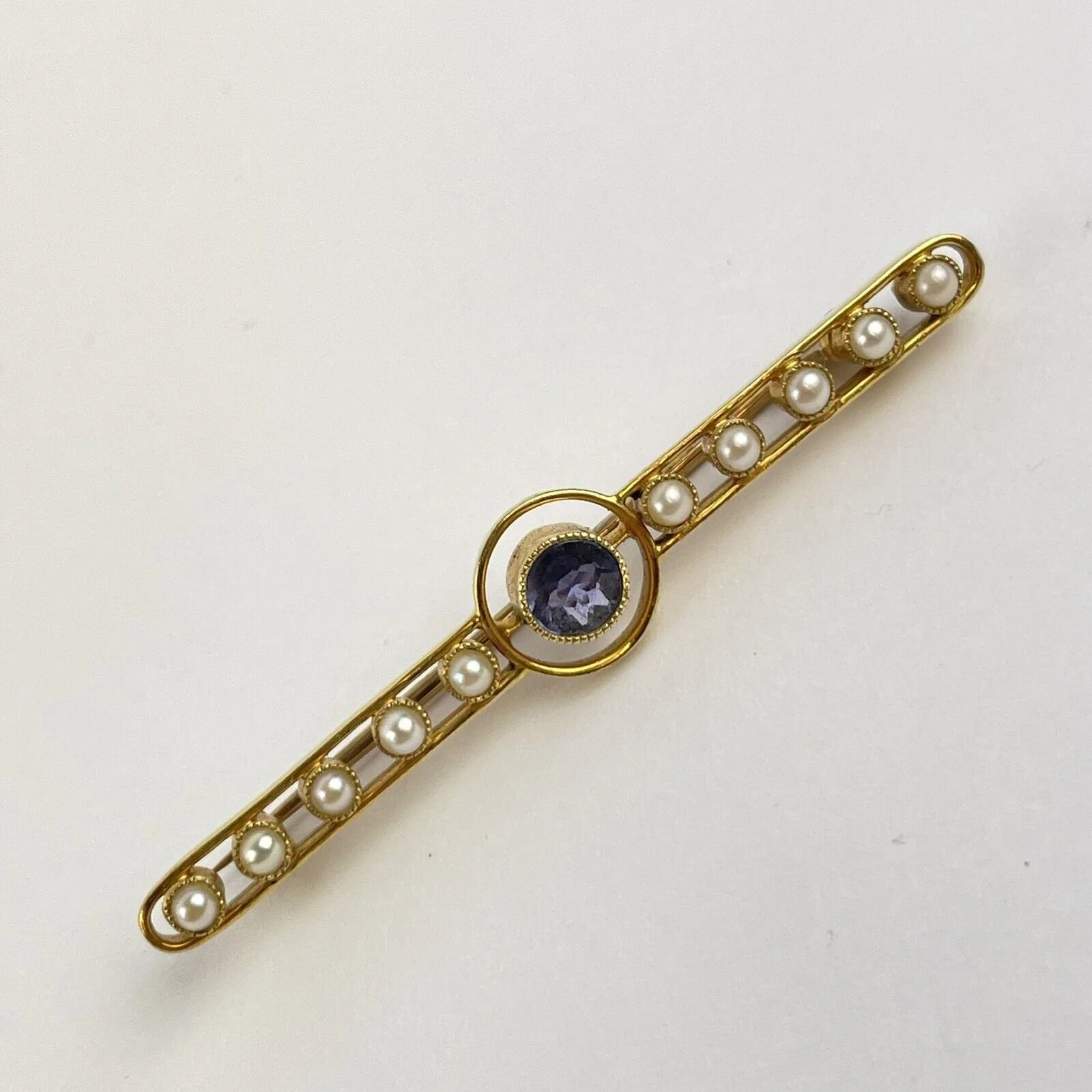 Vintage 14ct Yellow Gold Seed Pearl & Amethyst Target Brooch 4.9cm X 0.9cm 3.1g