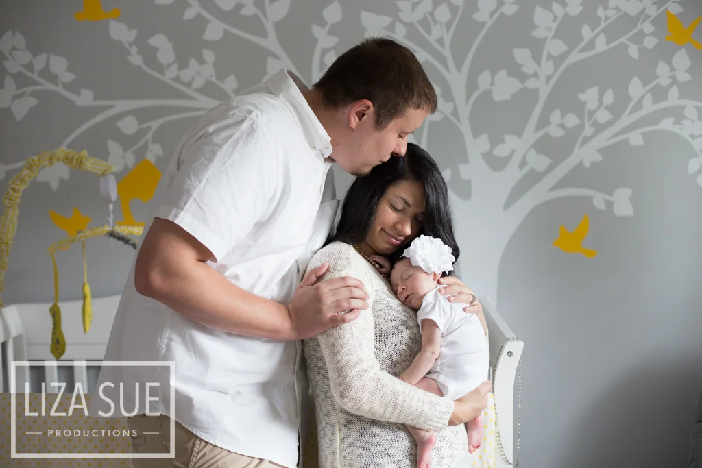 cleveland akron newborn photography