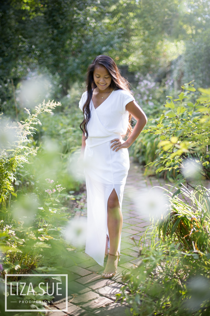 stan hywett senior photos