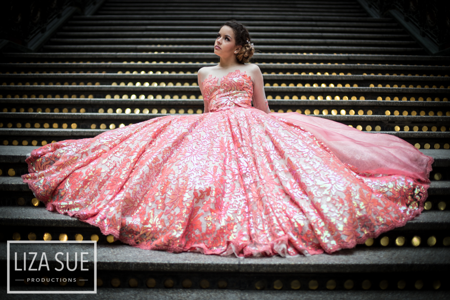 the hyatt downtown cleveland senior portraits