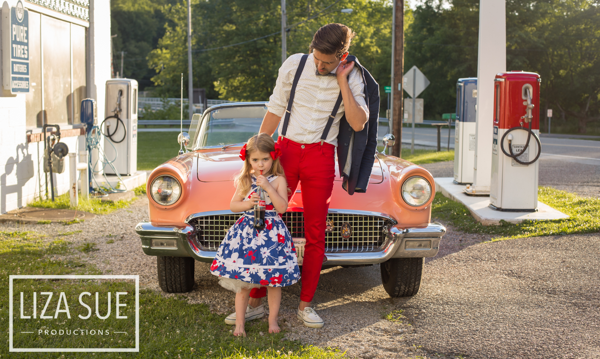 cleveland + akron vintage family photoshoot retro car 1950s