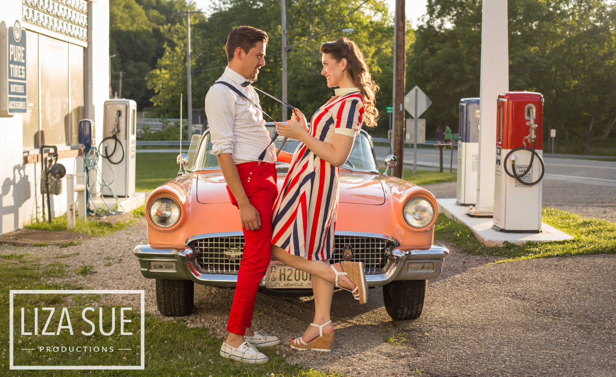 cleveland + akron vintage family photoshoot retro car 1950s engagement session (Copy) (Copy)