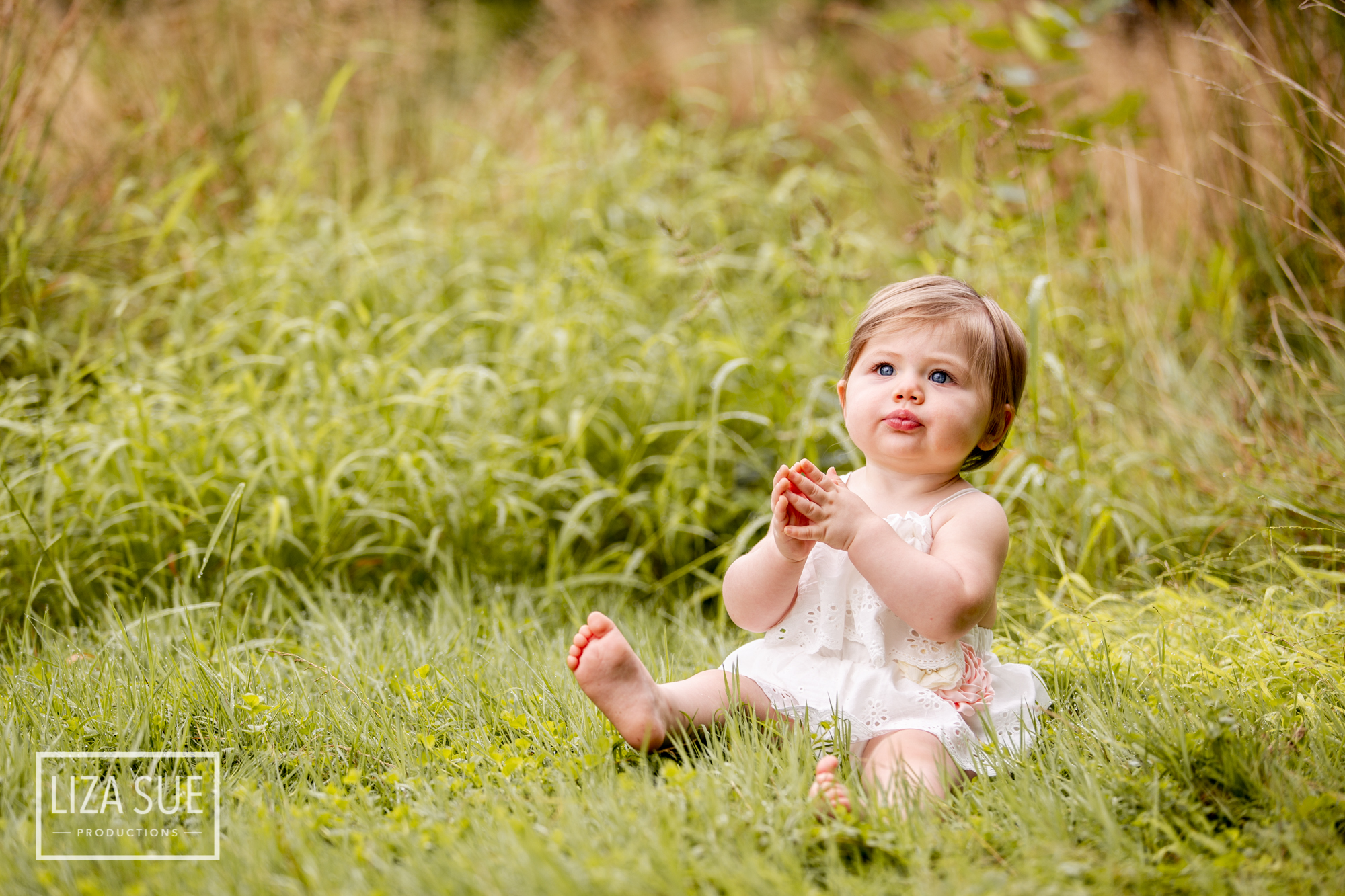 Best Cleveland Akron Baby Kid Photography Lifestyle  