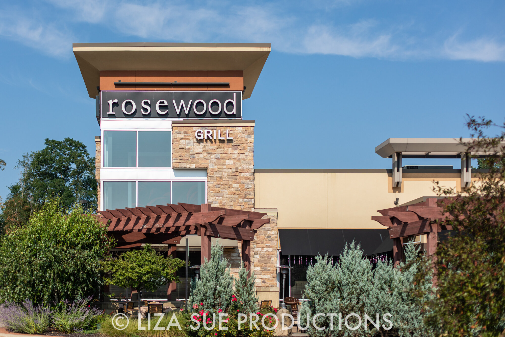 commercial architecture photographer - Liza Sue Productions photo studio 