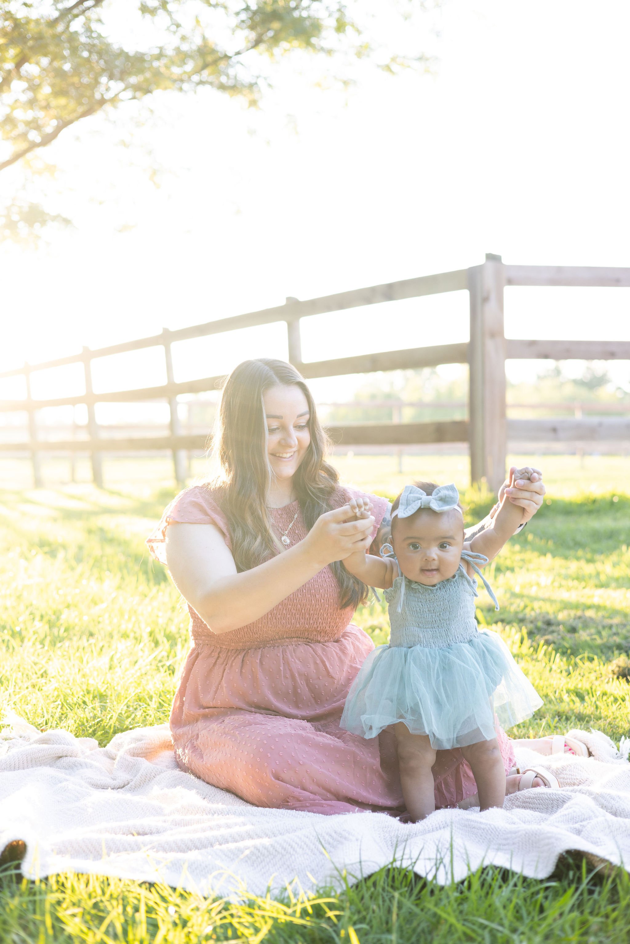 best family portrait photographer near me cleveland Akron Ohio - liza sue productions photo studio