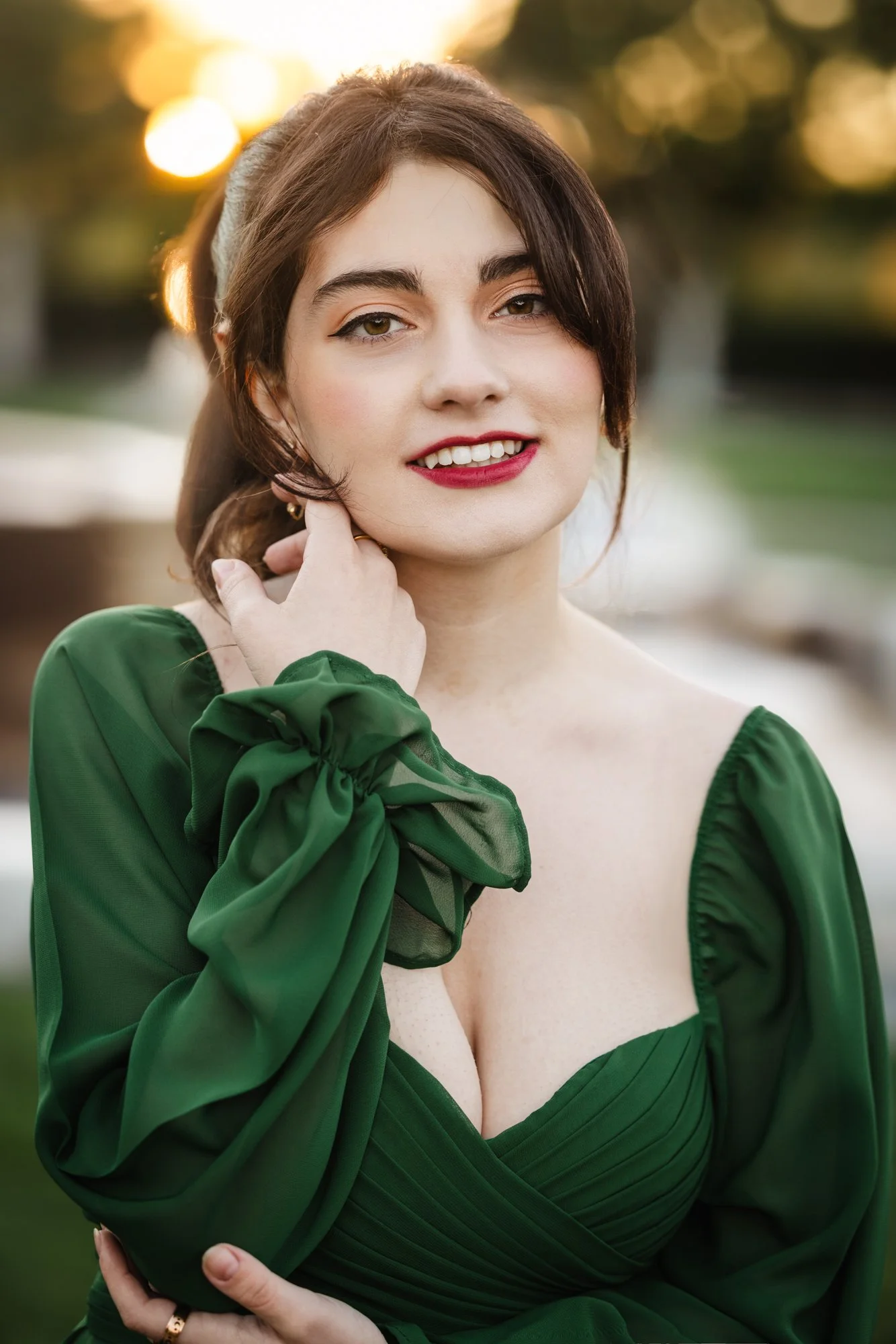 BEST SENIOR PORTRAIT PHOTOGRAPHER NEAR ME - LIZA SUE PRODUCTIONS 