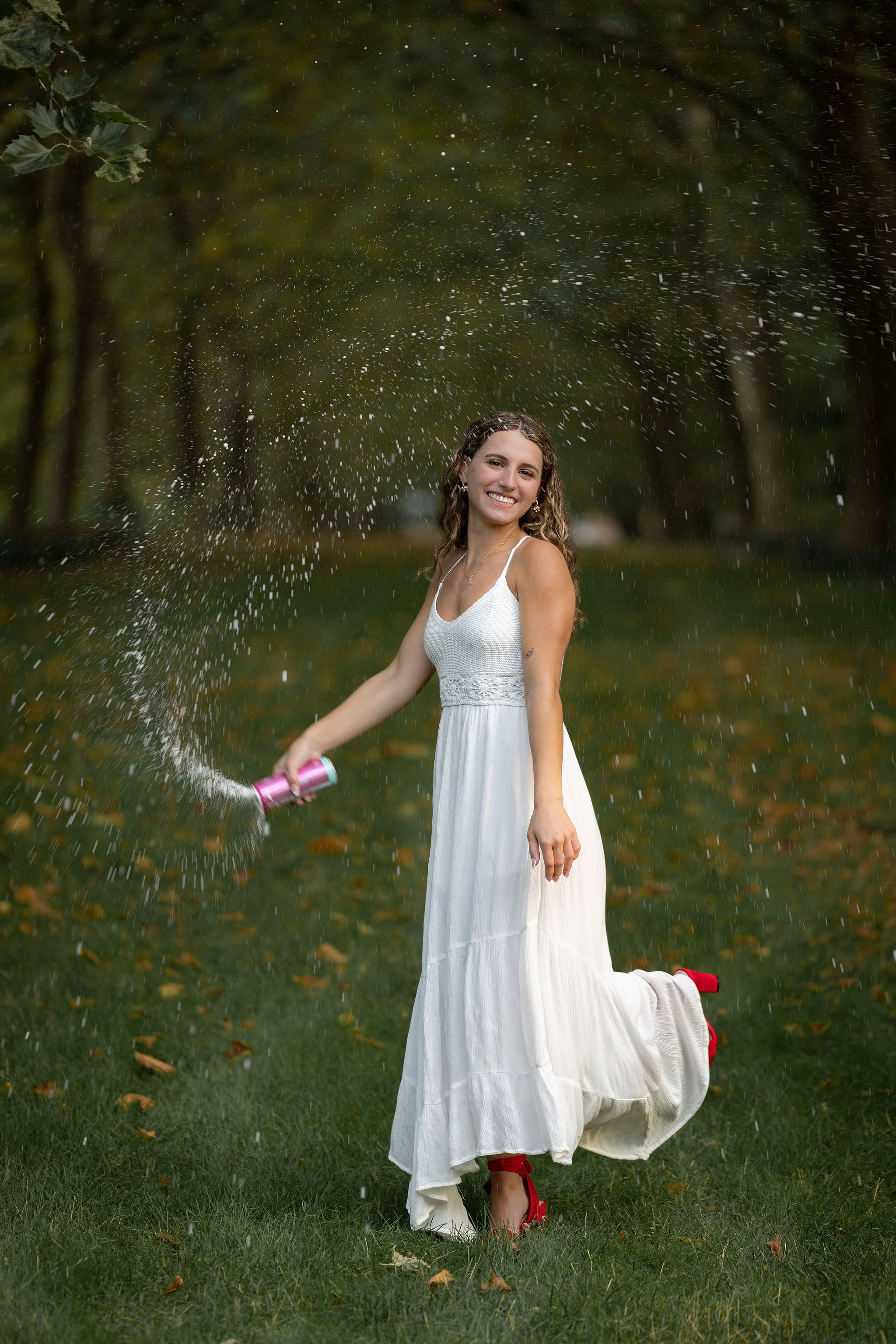 BEST SENIOR PORTRAIT PHOTOGRAPHER NEAR ME - LIZA SUE PRODUCTIONS 