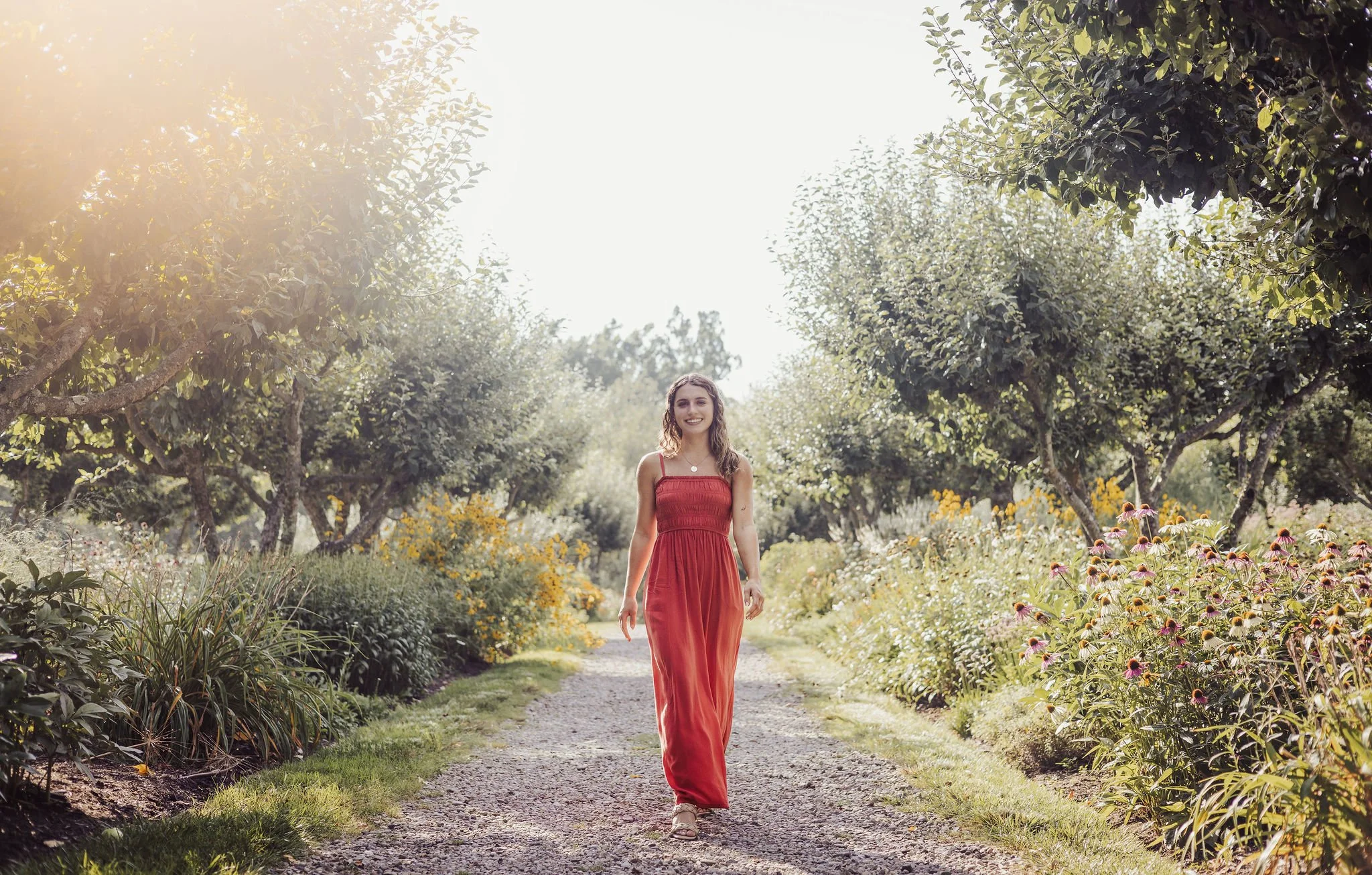 BEST SENIOR PORTRAIT PHOTOGRAPHER NEAR ME - LIZA SUE PRODUCTIONS 