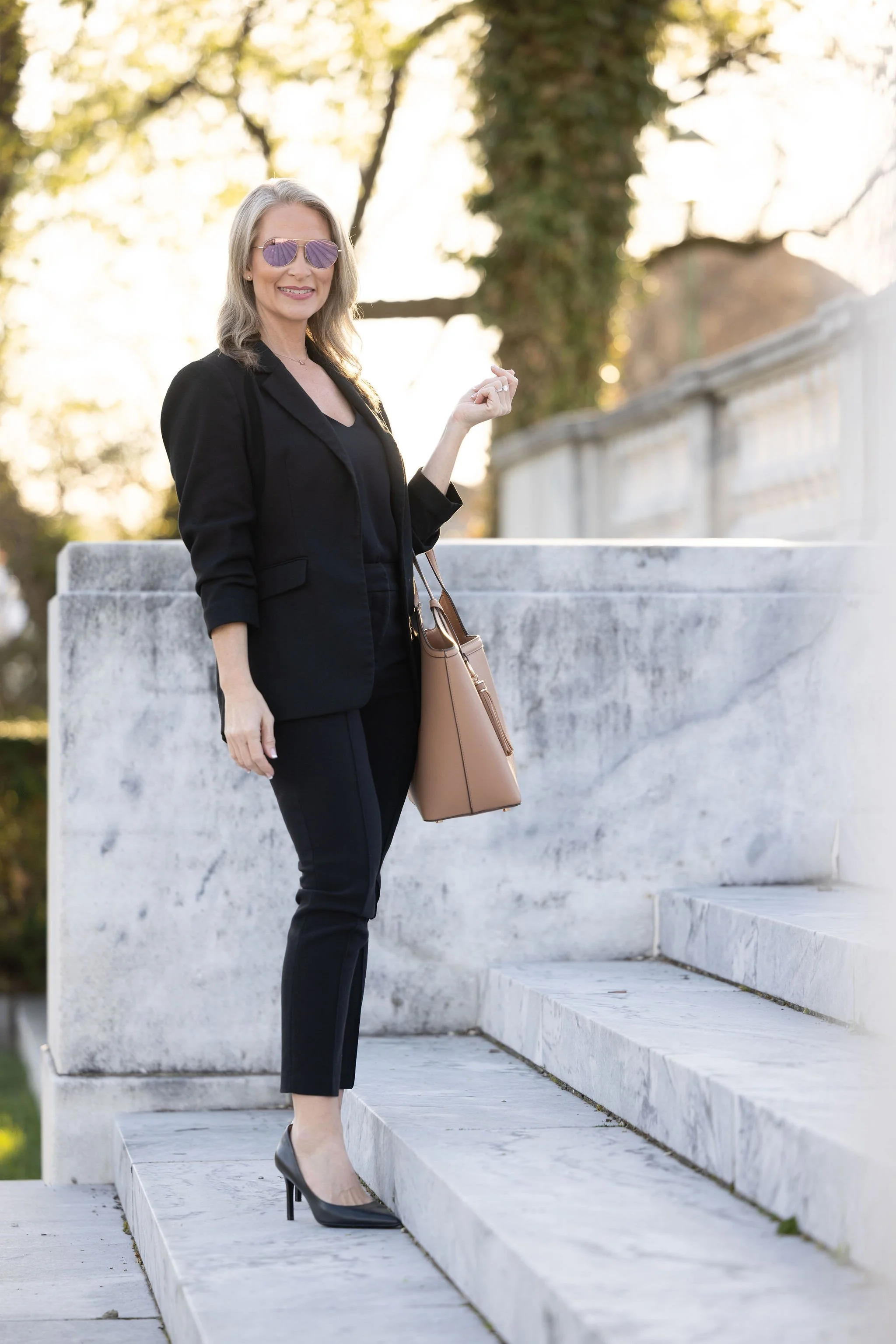 details to consider for wardrobe during your headshot session