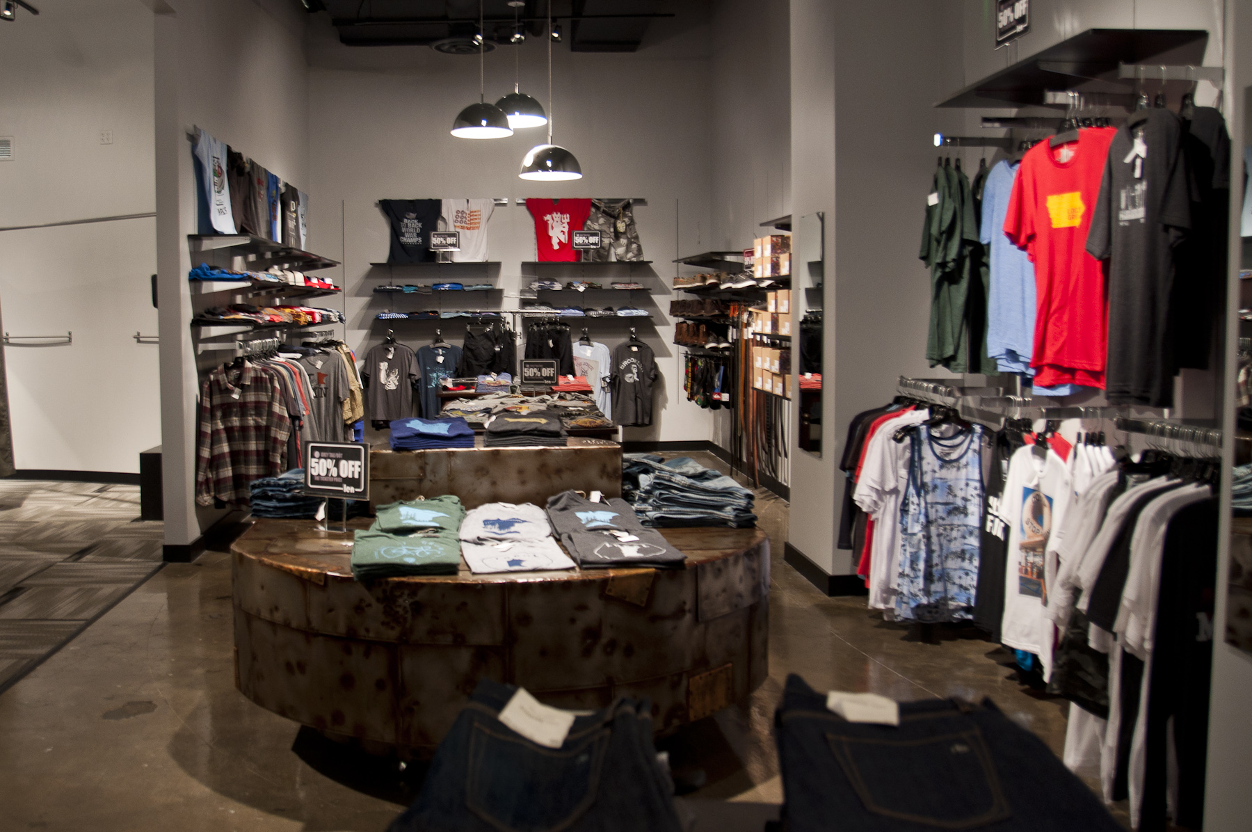 MEN'S DEPARTMENT