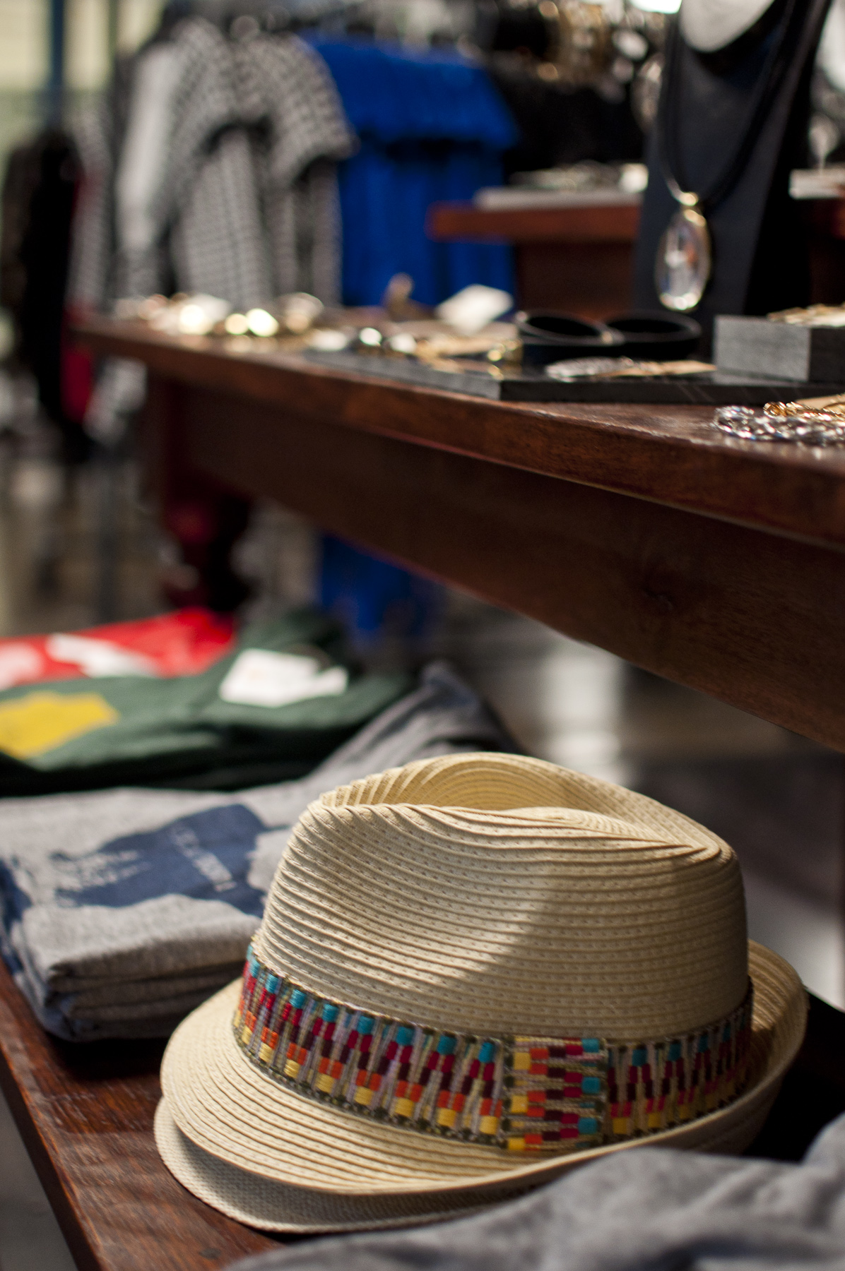 DISPLAY TABLES