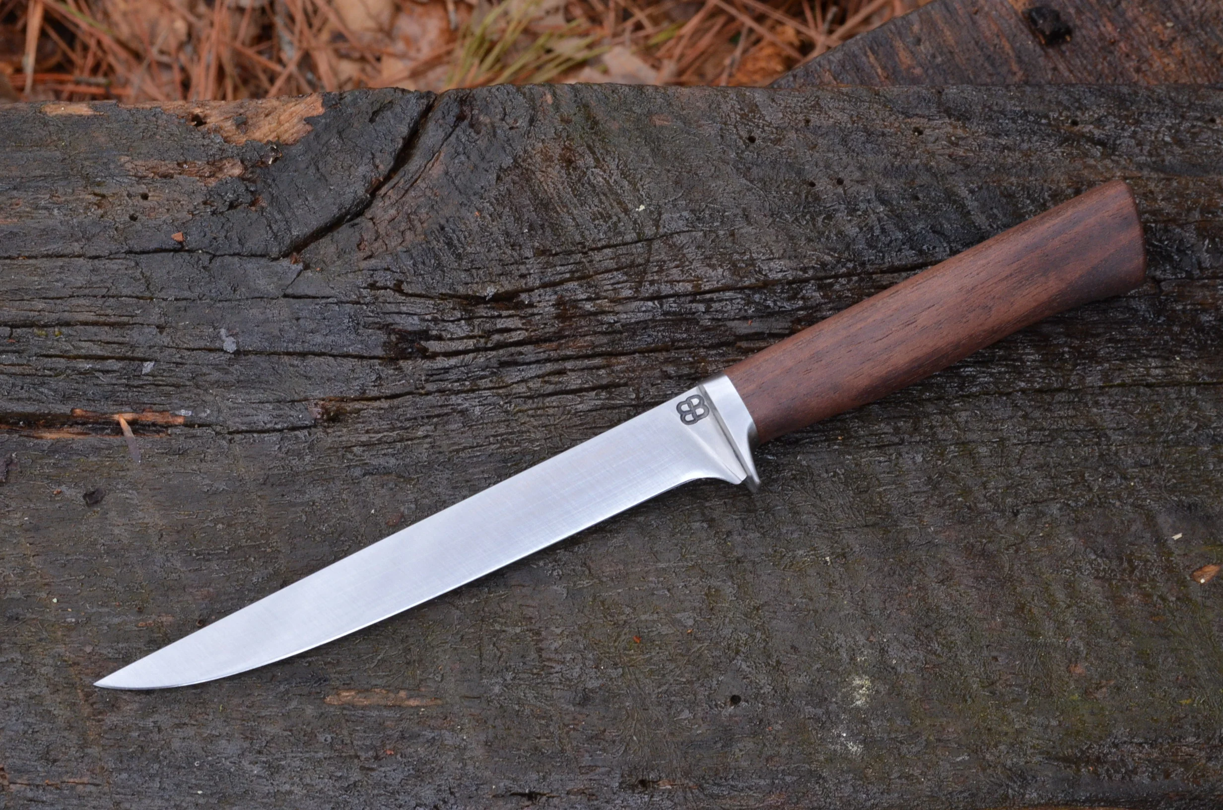 6" Classic Boning & Fillet with Walnut Hidden-Tang and Steel Guard