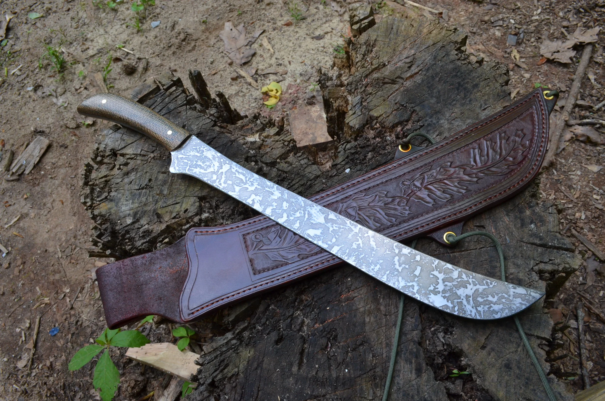 16" Brush Knife with Coffeebag Laminate and Mustard Patina.
