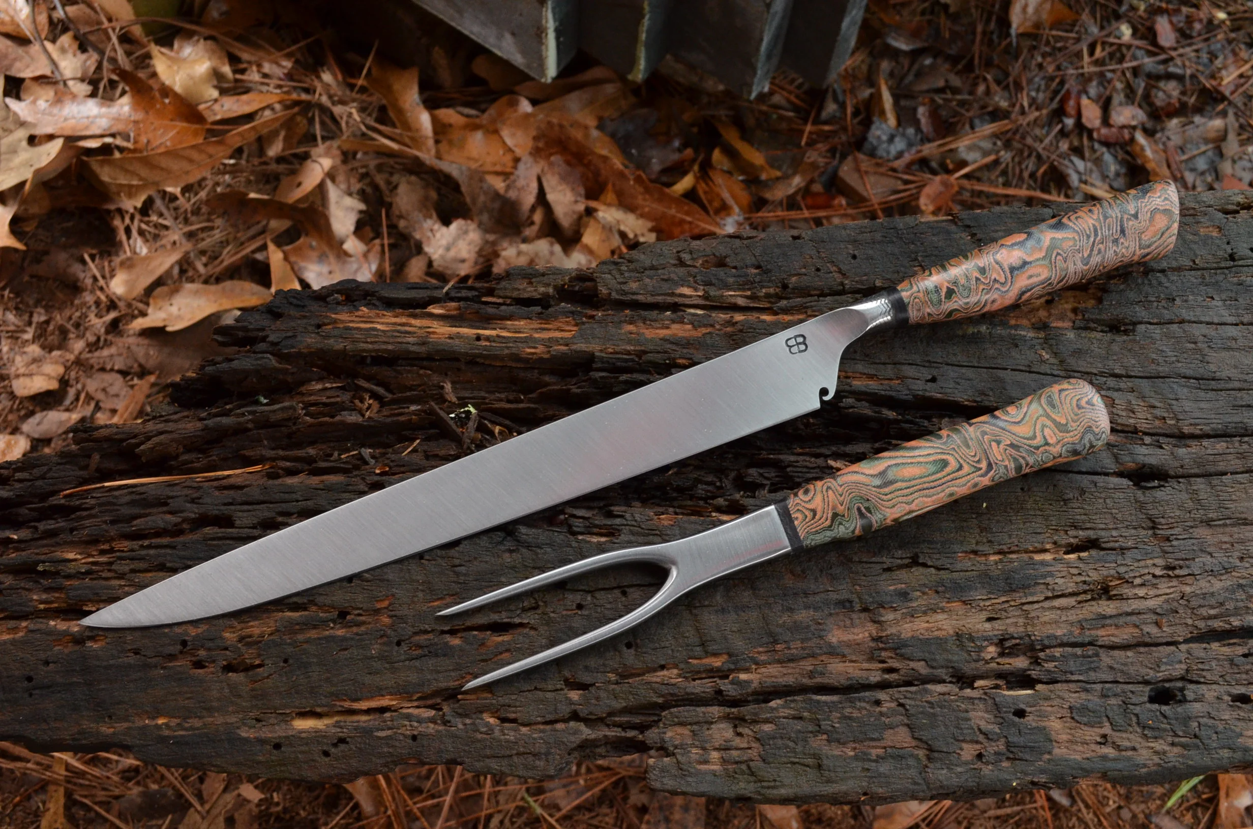 Moody carving set.JPG