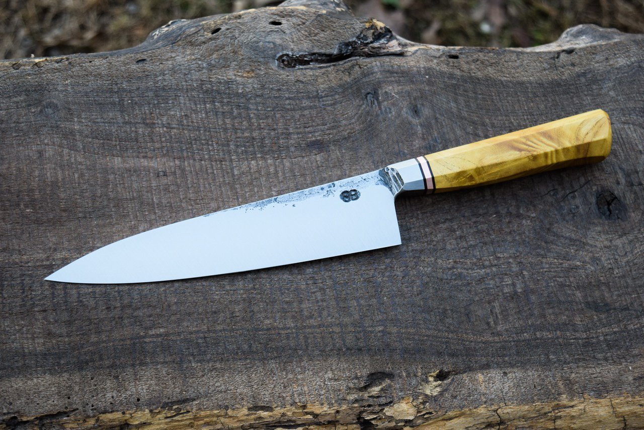  6.5” Integral Petty with Forge Finish. Westernized Octagonal Figured Mulberry handle with Copper Spacer.  
