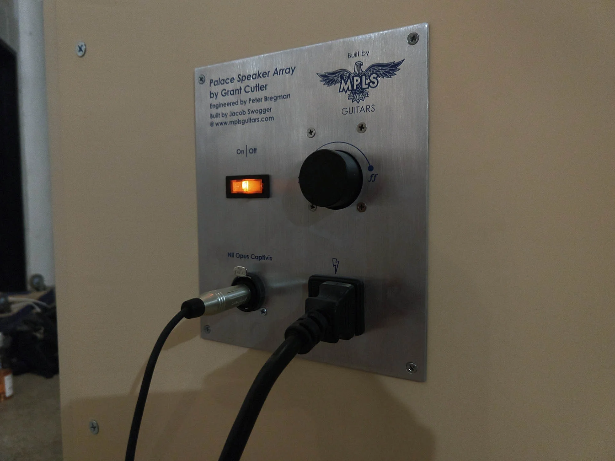 180717 PalaceSpeakerArrayControlPlate_72dpi.jpg