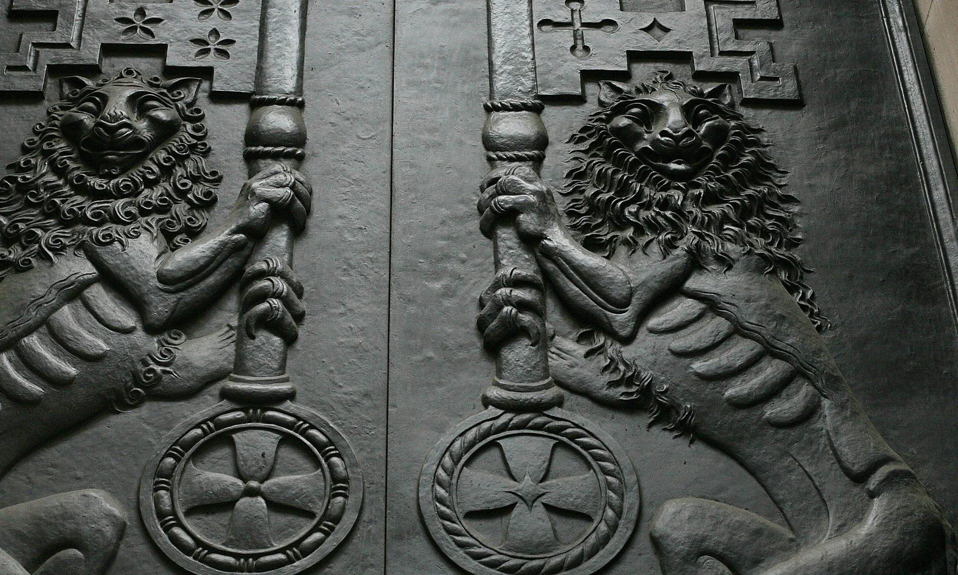 Banks, Bikes and 'hello' Bristol...!