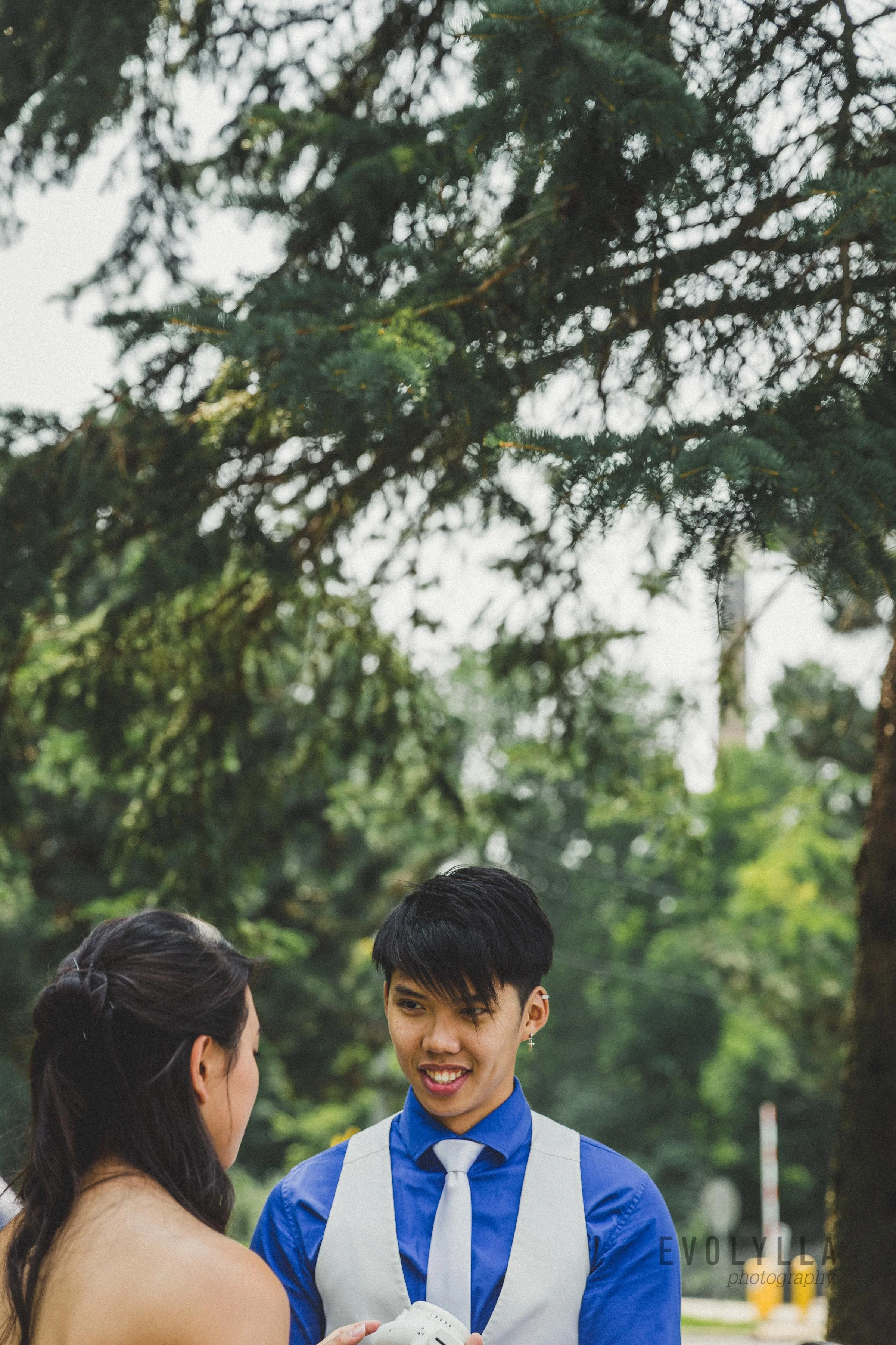 candid wedding photographer