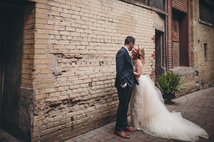 elopement photography by toronto intimate wedding photographer evolylla photography