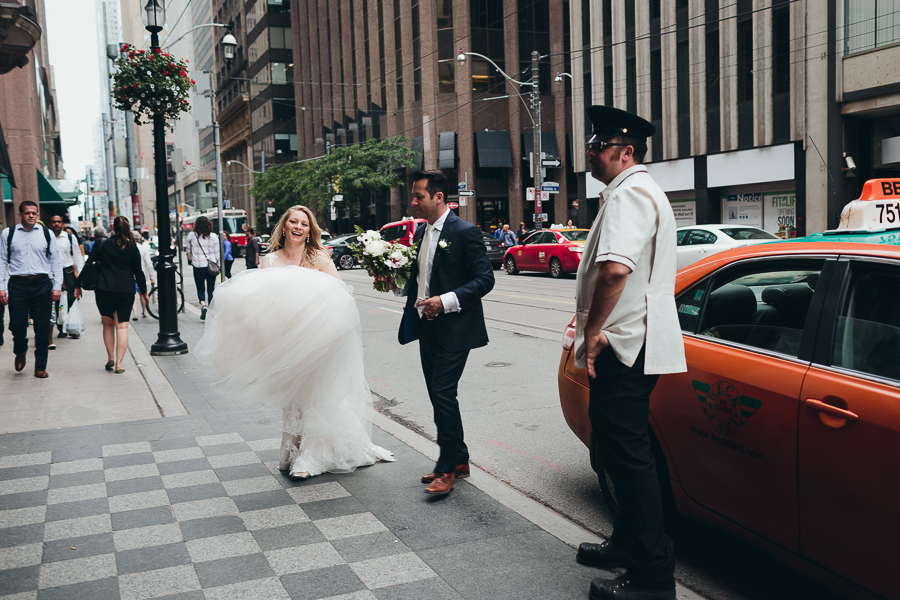 elopement photography by toronto intimate wedding photographer evolylla photography