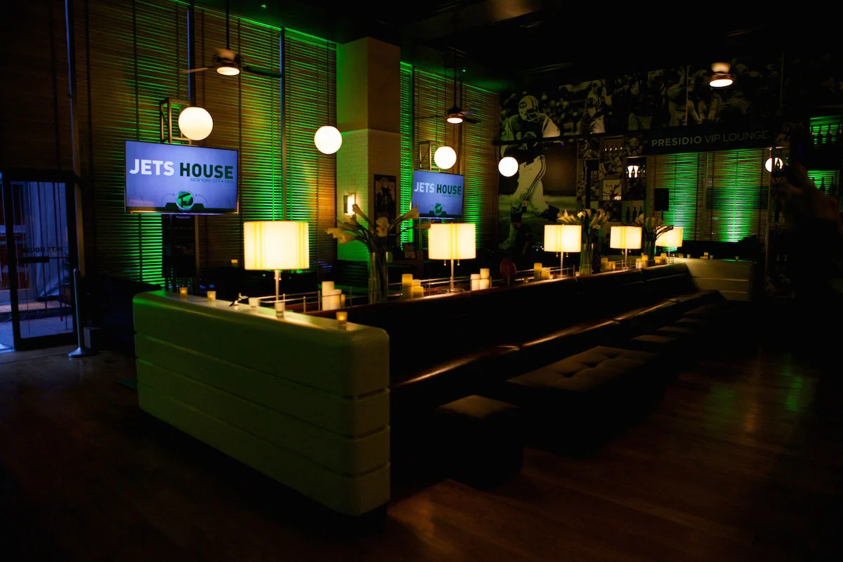 Jets-House-2014-05.jpg
