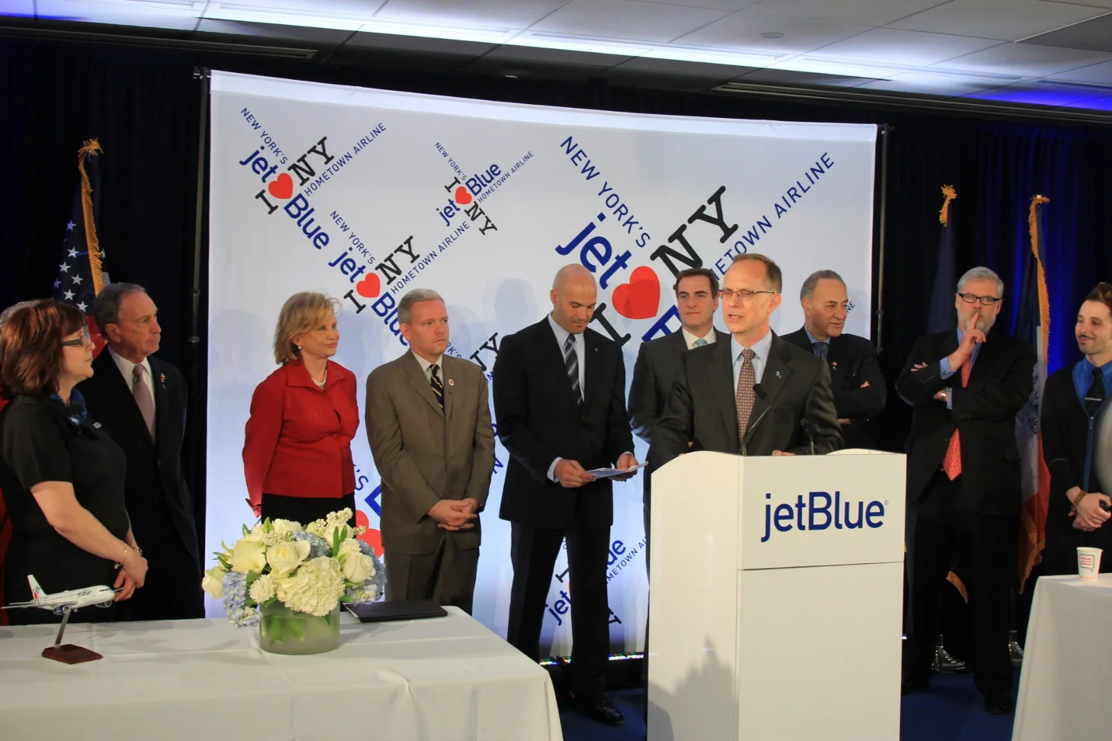 jetBlue LIC 4.jpg
