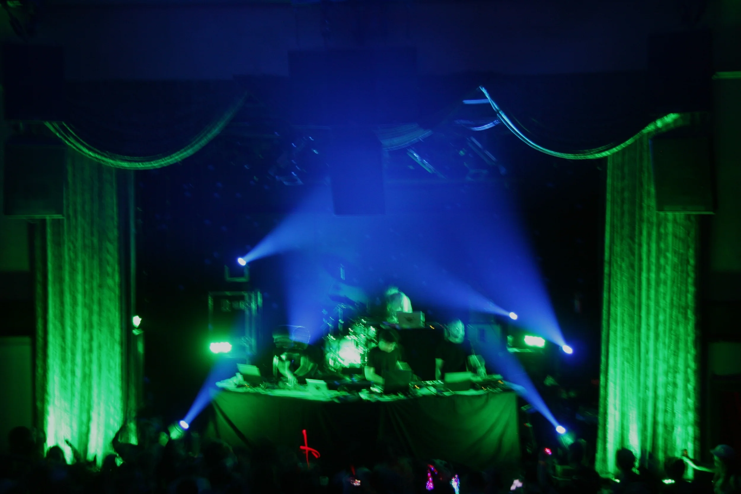 STS9 web  05.jpg