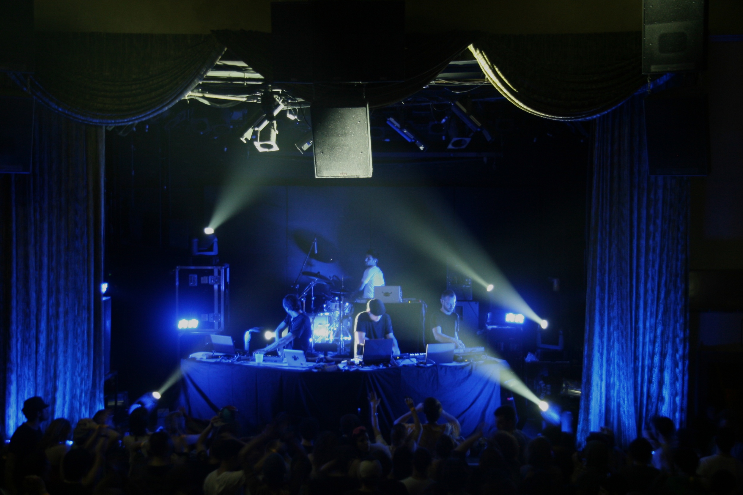 STS9 web  11.jpg