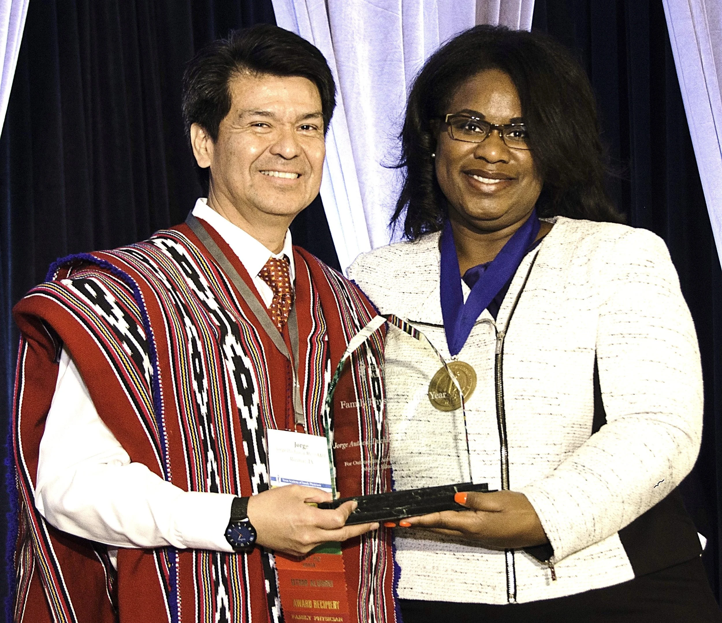 Duchicela Award - 2017 Physician of the Year - Photo.jpg