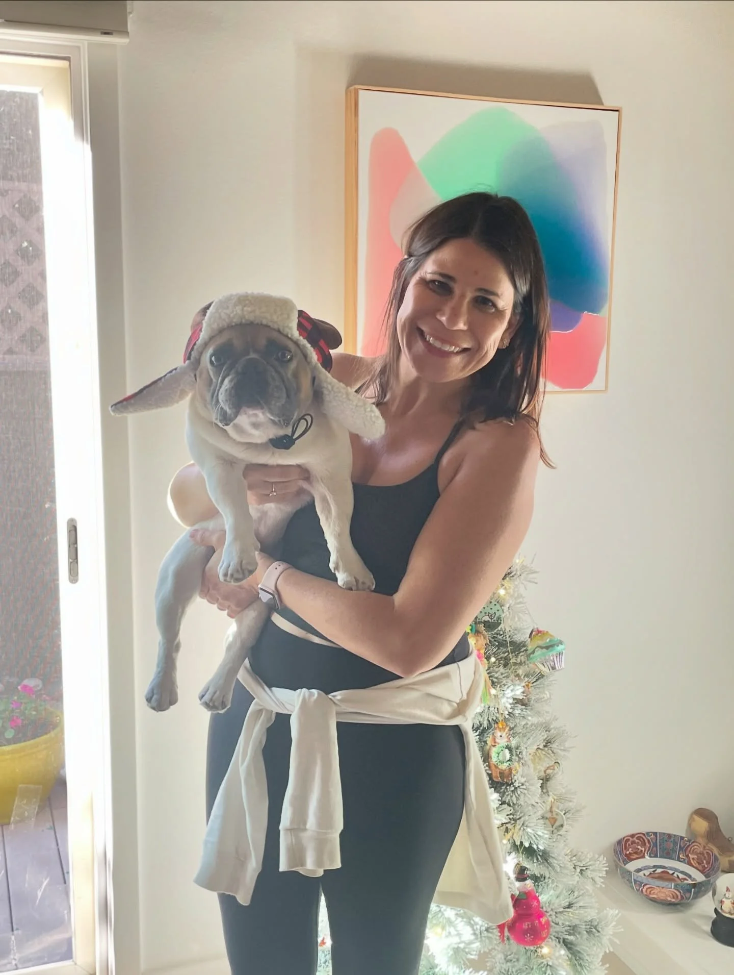 Happy Holidays from Harley &amp; I! 

And a friendly reminder that there's 1 weekend left at the winter fantasy art show at @sawdustartfestival 

Hope to see you this weekend!