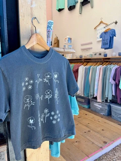 flower boxy tee dark grey.jpg