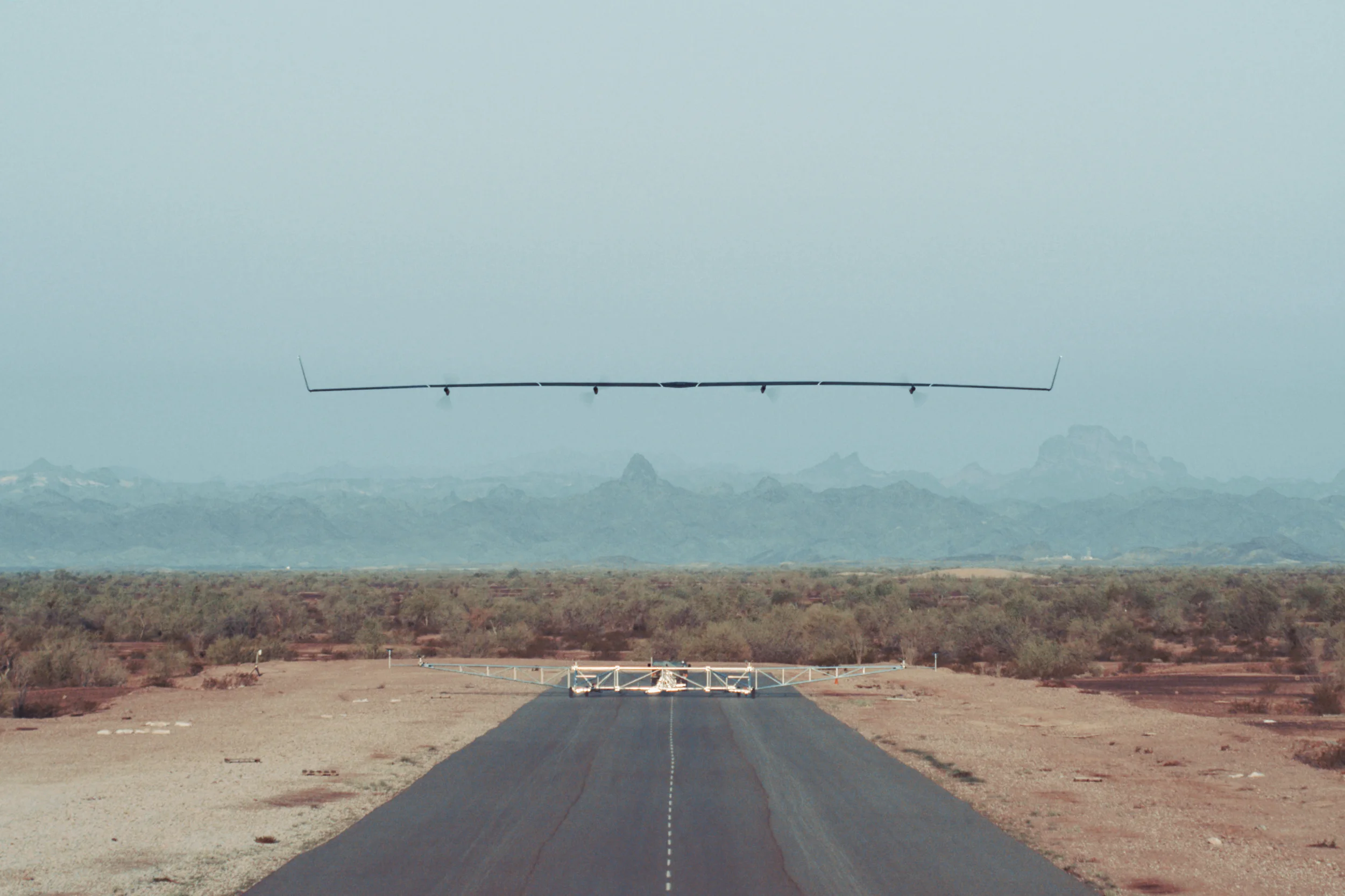 Facebook Aquila: solarbetriebene Drohne als Internetzugang