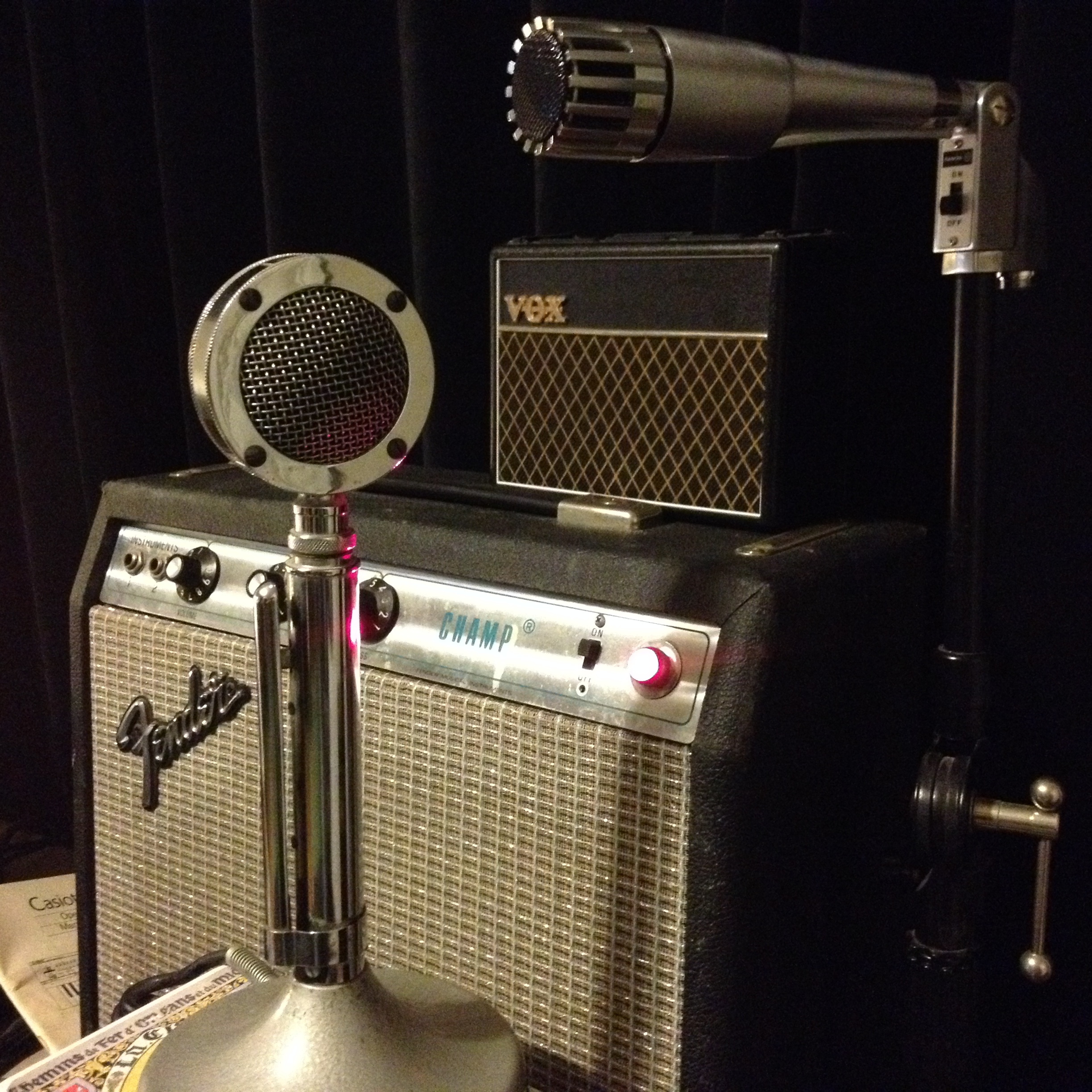 Astatic “cabbie” mic, vintage silverface Champ, Vox mini amp