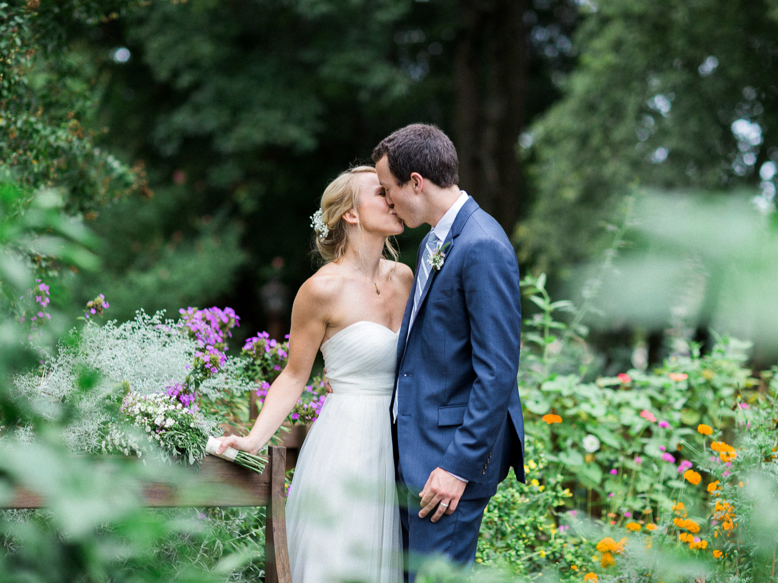 Mordecai House Wedding in Raleigh, NC // www.kristalajara.com