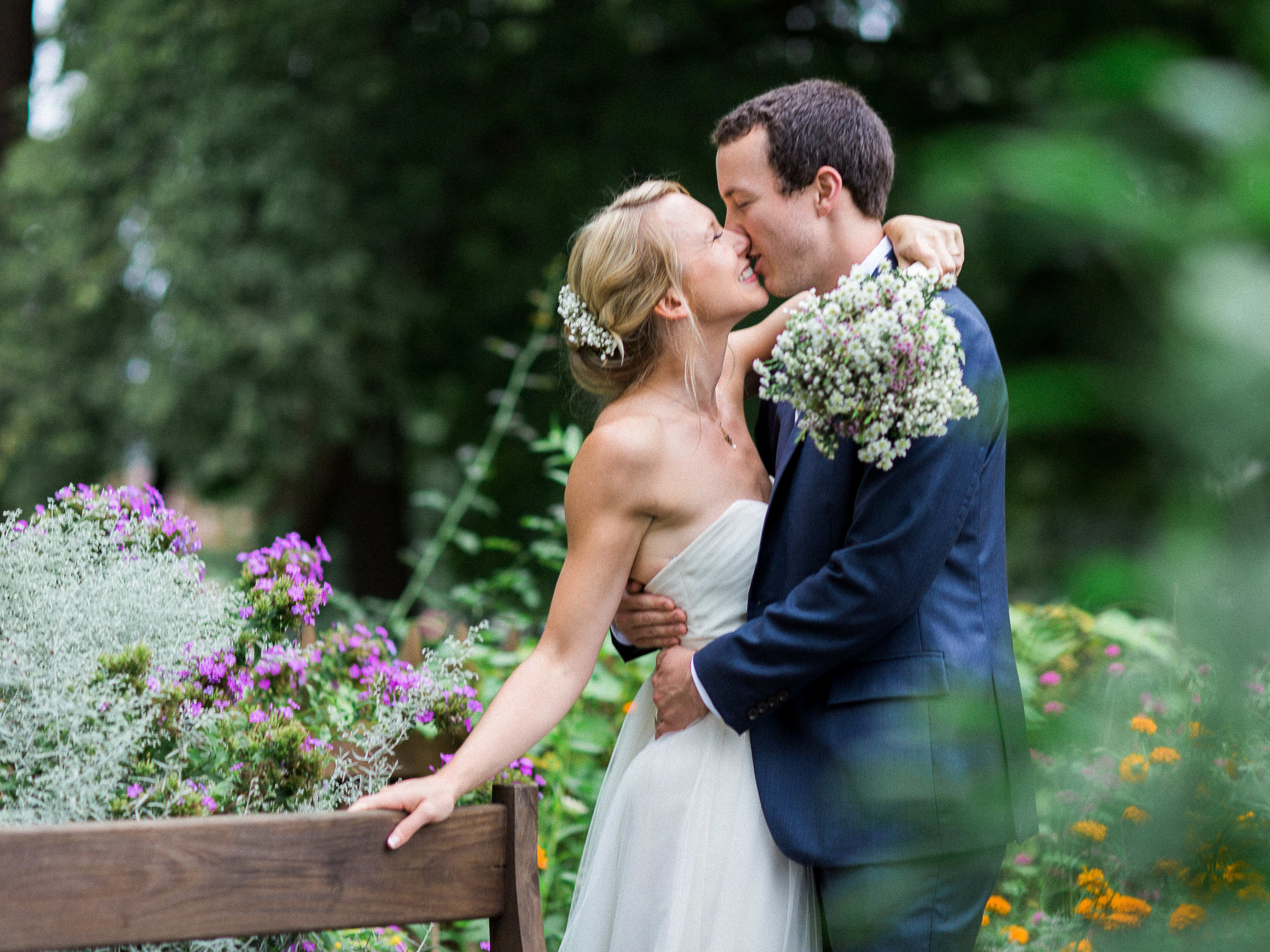 Mordecai House Wedding in Raleigh, NC // www.kristalajara.com