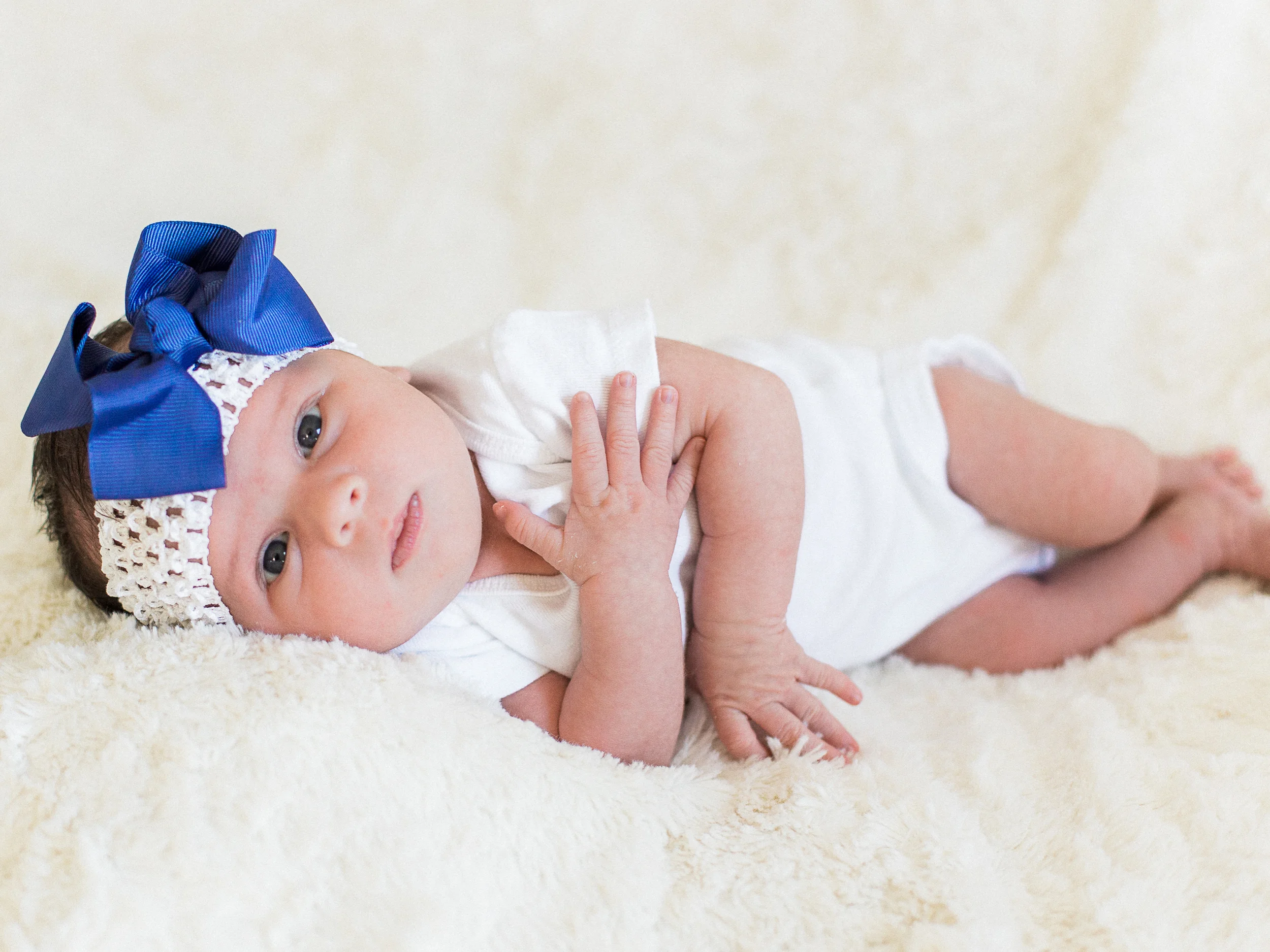Lifestyle Newborn Session // www.kristalajara.com