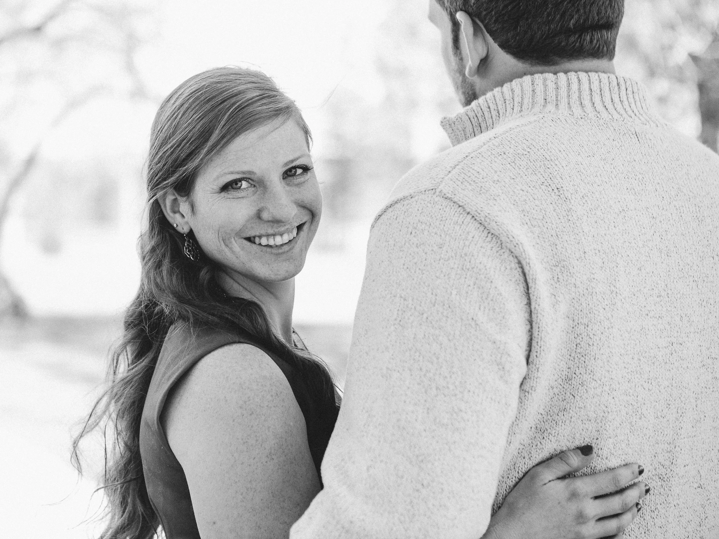 Nikki + Tyler: Hudson Manor Engagement // www.kristalajara.com