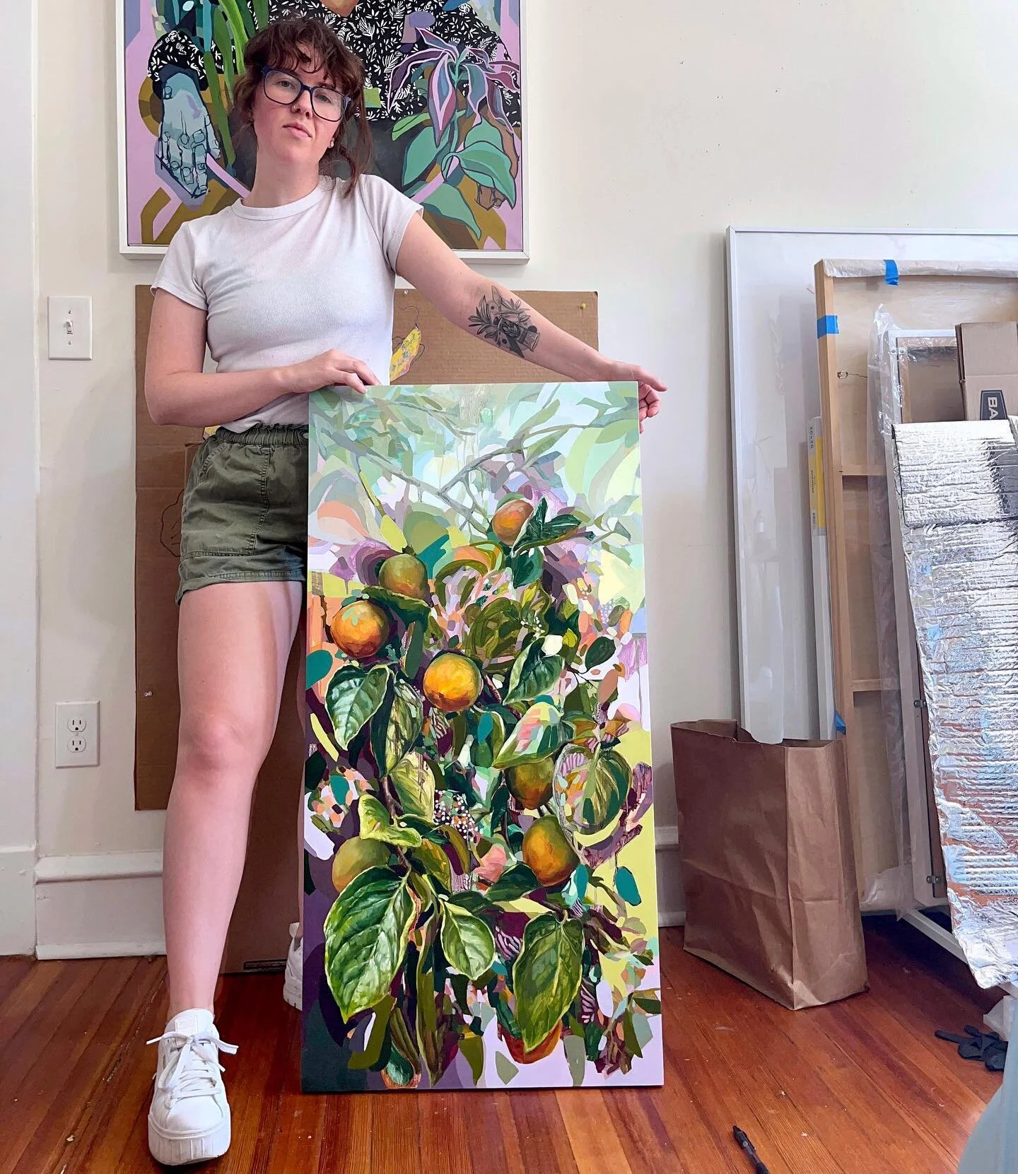 A sassy me for scale ✨

&mdash;&mdash;&mdash;
#artmama #paintingstudio #persimmon #homedecor #availableart #gardenpainting #plantpainting