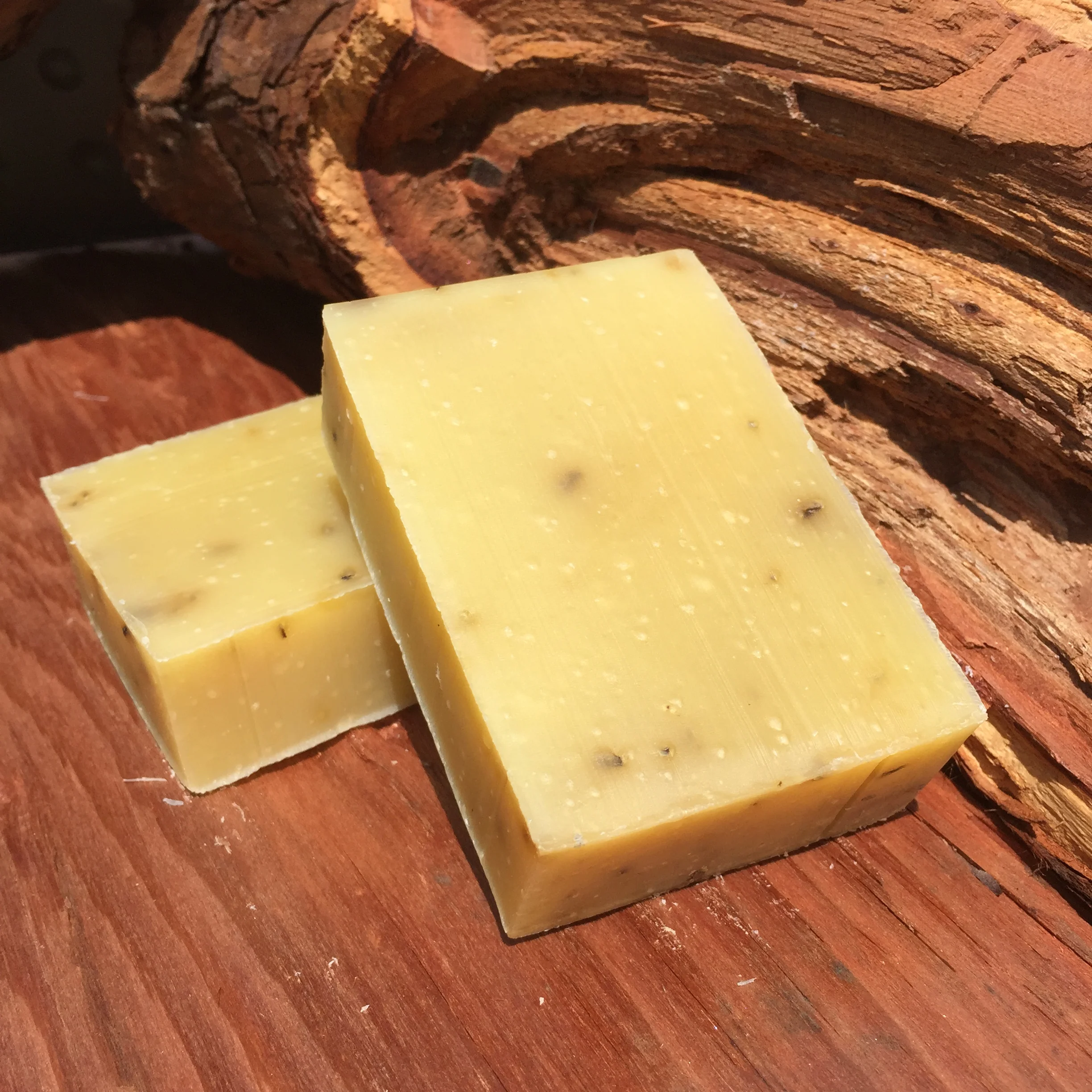     Over the Fence      Our  Over the Fence  bar is made with Lemongrass and Rosemary essential oil. Lemongrass is great for: helping inflamed tissues, an anti-depressant, an anti-microbial, an antipyretic, an antiseptic, an astringent, a bactericida