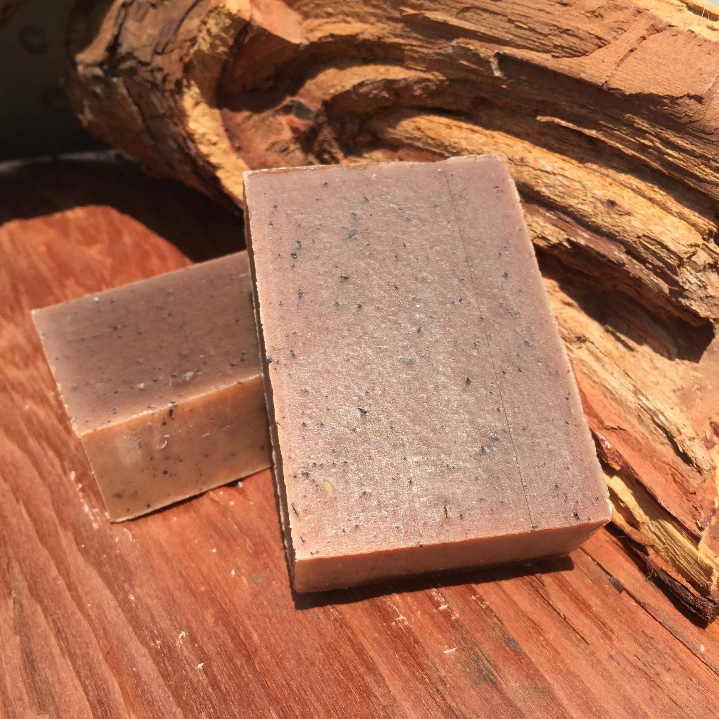     Cinnamon Bare      This is one of our year round favorites, reminding us of the holidays every time we smell this bar. &nbsp;We just can't help but to smile with every sniff.&nbsp; At its core, we blend Cinnamon and Clove essential oils with Crus
