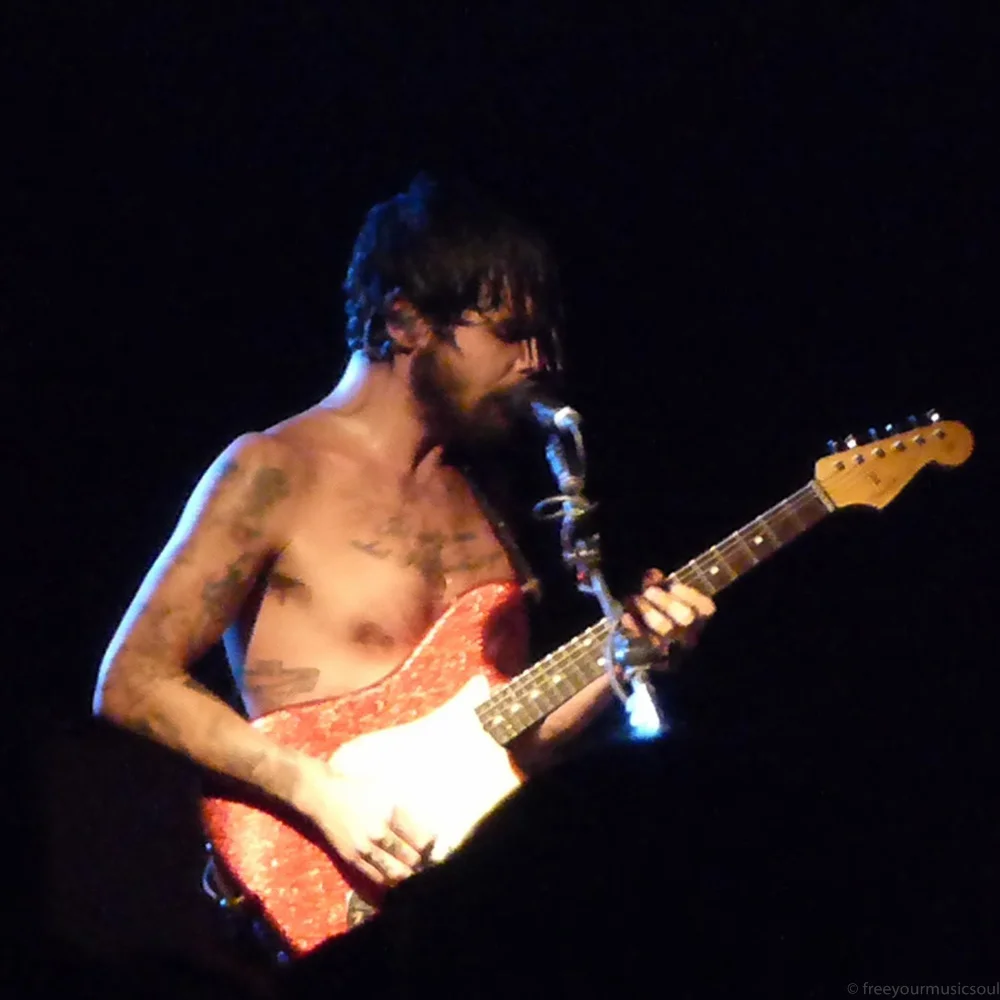 Biffy Clyro at Bottom Lounge, 10.06.2013