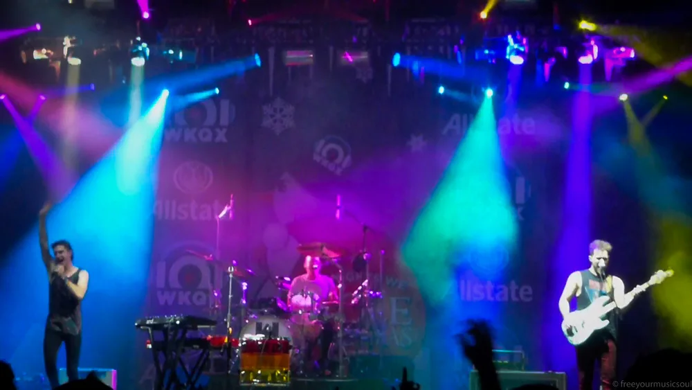 Walk The Moon at Aragon Ballroom, 12.06.14