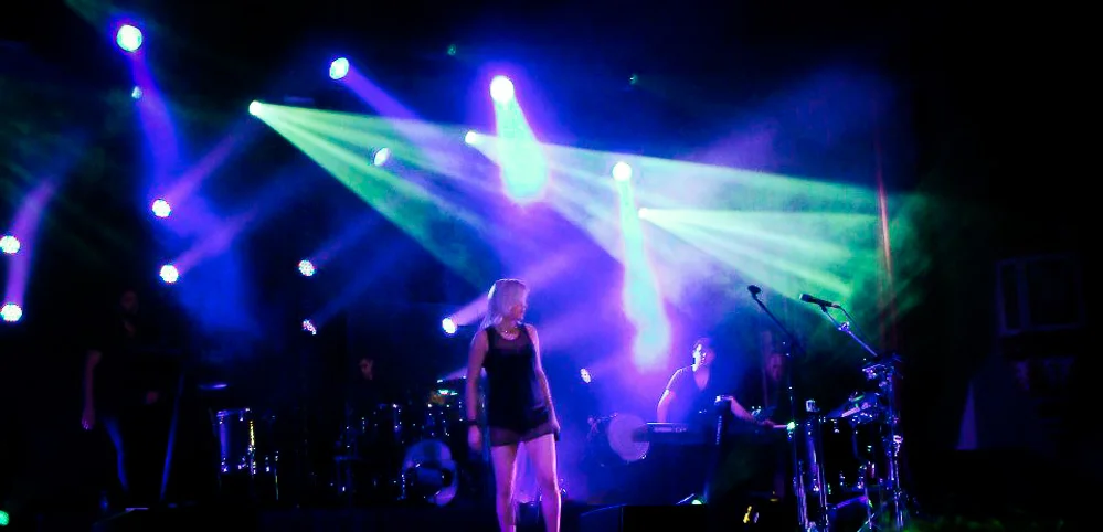 Ellie Goulding3 - 1.29.2913.jpg