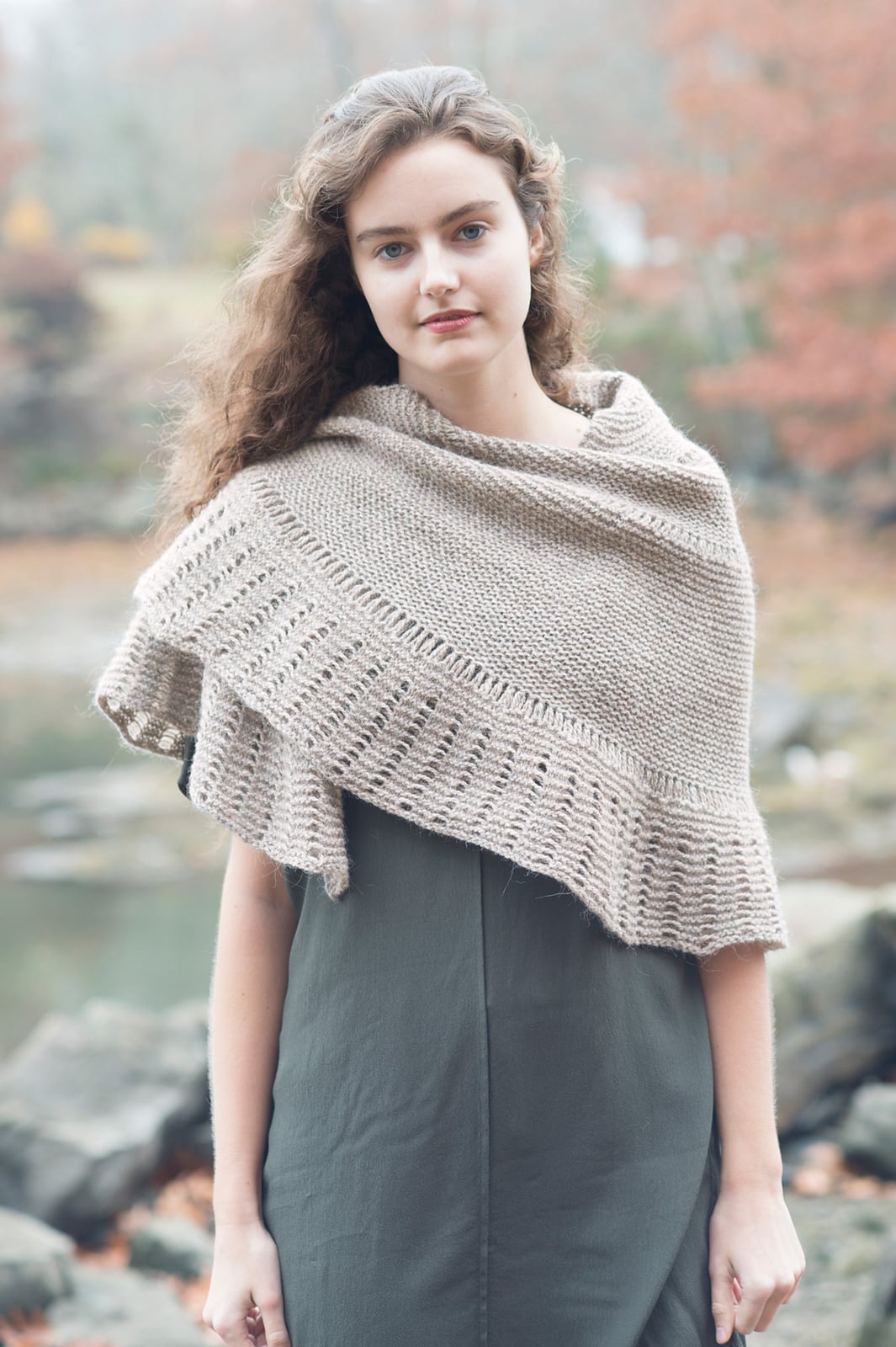 quince-co-leading-bird-leah-thibault-knitting-pattern-1.jpg