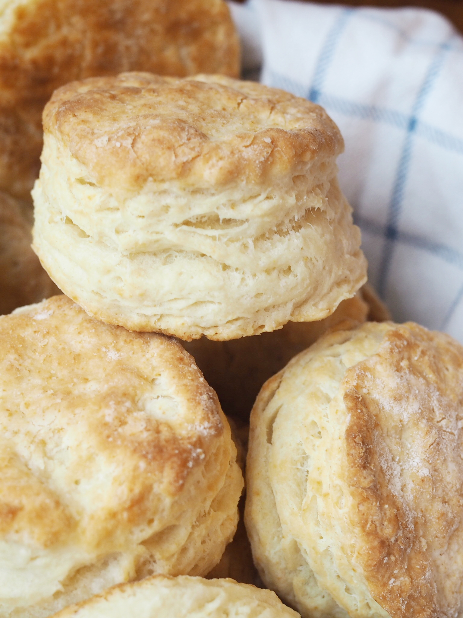 Flakey Buttermilk Biscuits