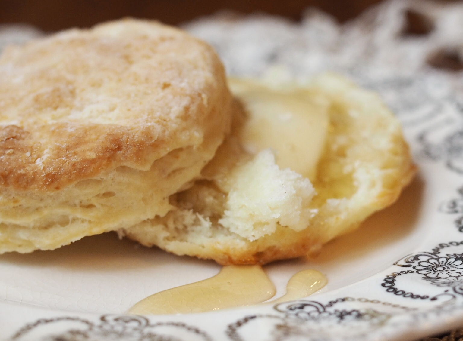 Flakey Buttermilk Biscuits