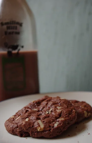 There is a Pound of Chocolate in These Cookies