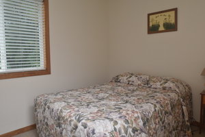 Lucky Horseshoe Cabin #21 - Interior 2nd Bedroom with Full Bed.JPG